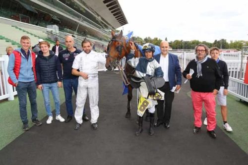 Carly dépasse la barre des 500 000 € !