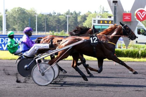 Première réussie à Vincennes pour Iathus Danica